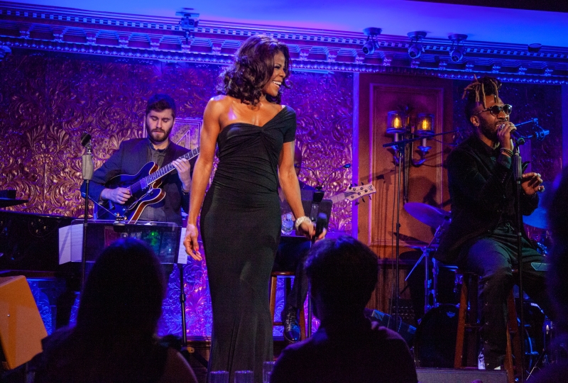 Review: Nicole Henry Brings Warmth And Wonder to 54 Below With WHEN I THINK OF HOME Image