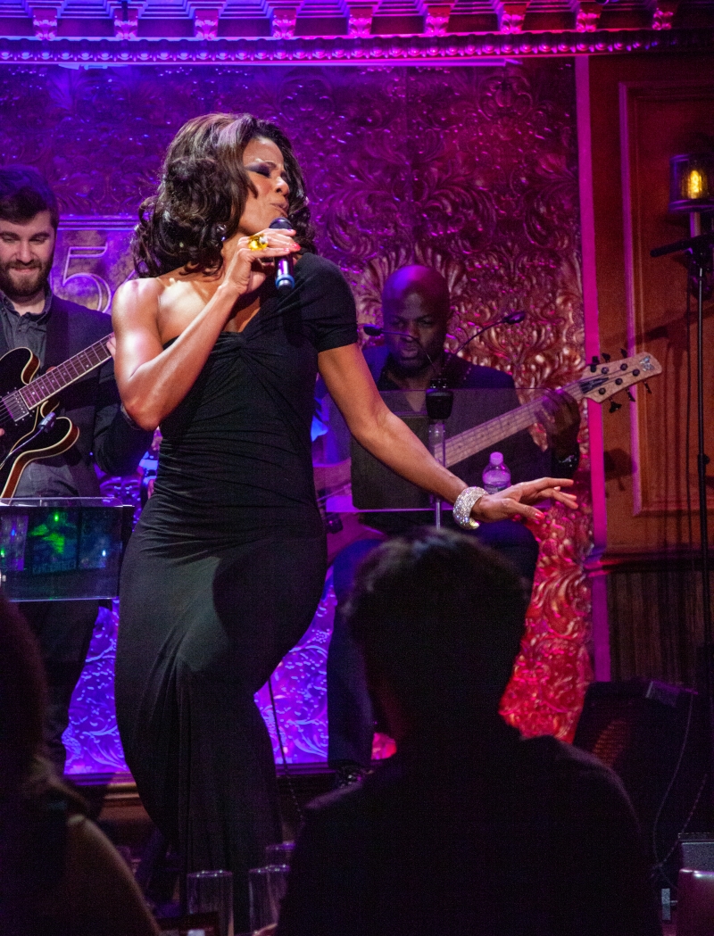 Review: Nicole Henry Brings Warmth And Wonder to 54 Below With WHEN I THINK OF HOME Image