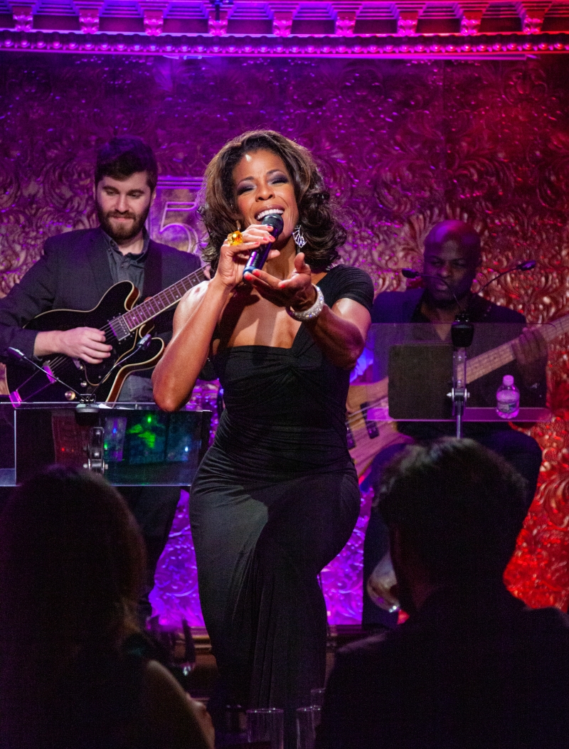 Review: Nicole Henry Brings Warmth And Wonder to 54 Below With WHEN I THINK OF HOME Image