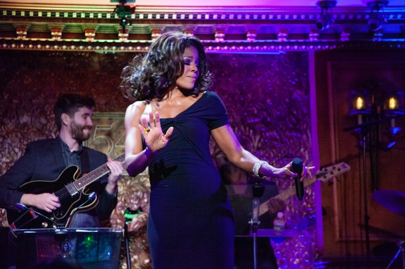Review: Nicole Henry Brings Warmth And Wonder to 54 Below With WHEN I THINK OF HOME Image
