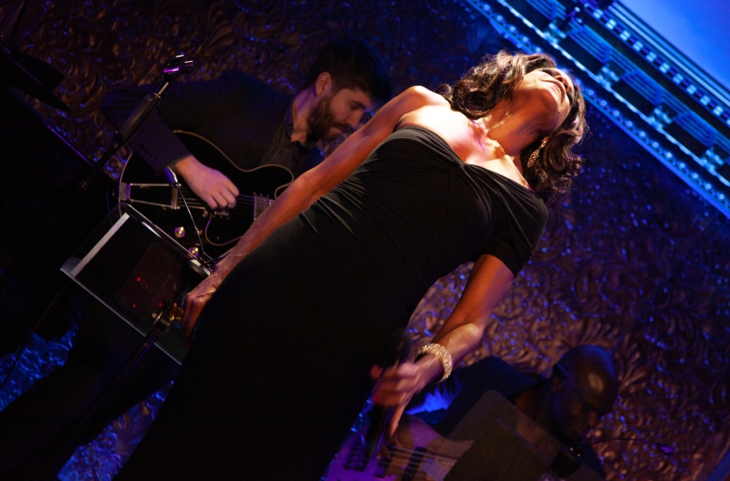 Review: Nicole Henry Brings Warmth And Wonder to 54 Below With WHEN I THINK OF HOME Image