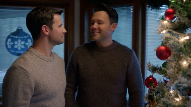 Interview: Kyle Dean Massey & Taylor Frey Talk Starring in A CHRISTMAS TO TREASURE Together 