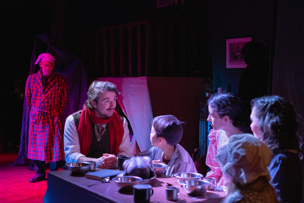 Photos: First Look at Secret Theatre's A CHRISTMAS CAROL 