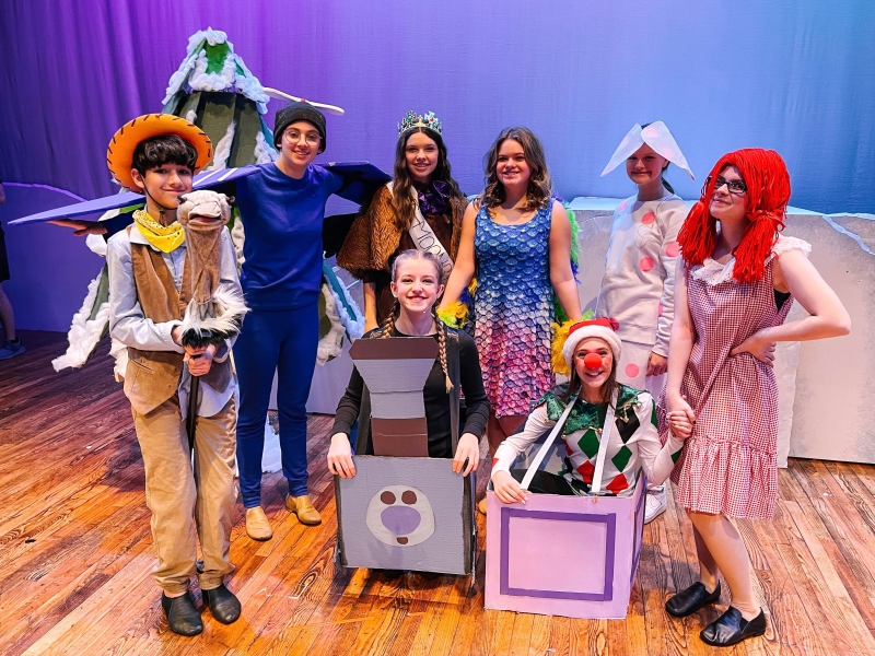 Review: RUDOLPH THE RED-NOSED REINDEER JR at Red Curtain Theatre 