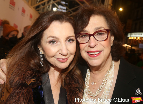 Photos: On the Red Carpet at Opening Night of THE COLLABORATION Ahead of Cancelled Performance Image