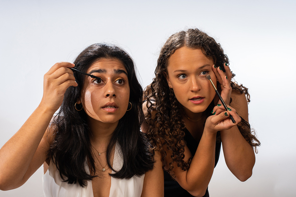 Photos: First Look at the Cast of RADIAL GRADIENT at Shattered Globe Image