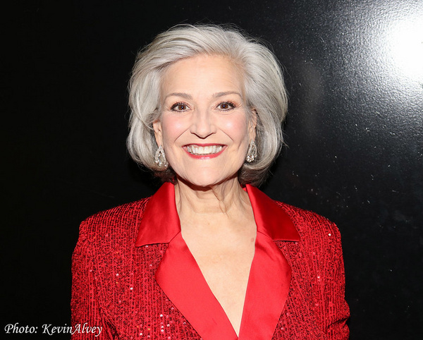 Photos: Karen Mason Celebrates CHRISTMAS! CHRISTMAS! CHRISTMAS! At Birdland Image