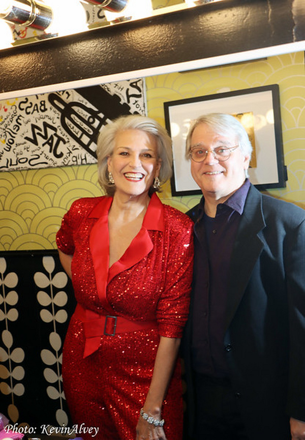 Photos: Karen Mason Celebrates CHRISTMAS! CHRISTMAS! CHRISTMAS! At Birdland Image