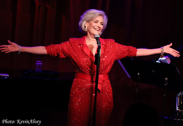 Photos: Karen Mason Celebrates CHRISTMAS! CHRISTMAS! CHRISTMAS! At Birdland Image