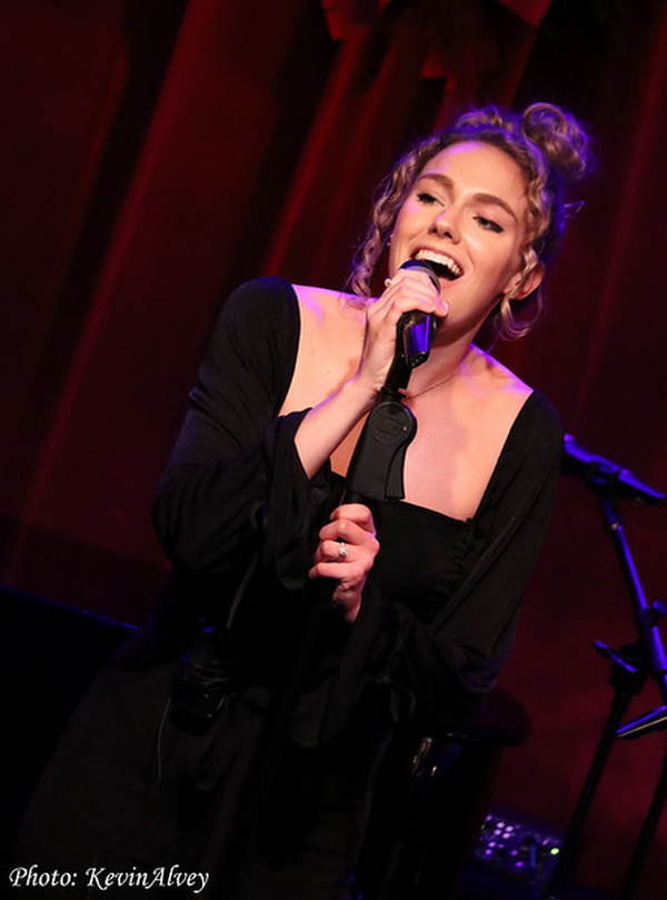 Photos: Jim Caruso's Cast Party is a Holiday Hullabaloo at Birdland Image