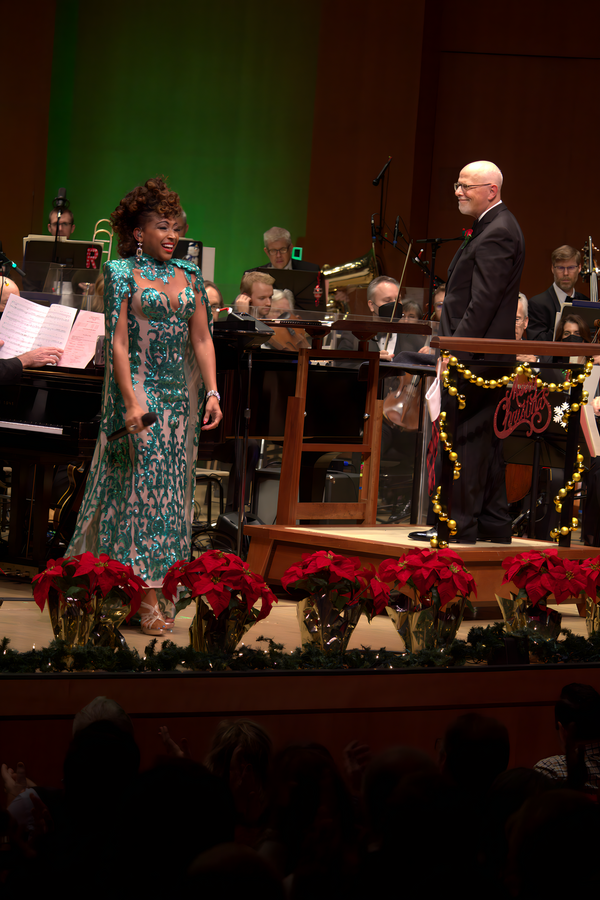 Photos: Broadway & Opera Star N'Kenge Dazzles With Houston Symphony In A VERY MERRY POPS Image