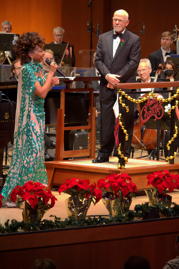 Photos: Broadway & Opera Star N'Kenge Dazzles With Houston Symphony In A VERY MERRY POPS Image