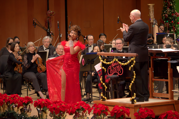 Photos: Broadway & Opera Star N'Kenge Dazzles With Houston Symphony In A VERY MERRY POPS Image
