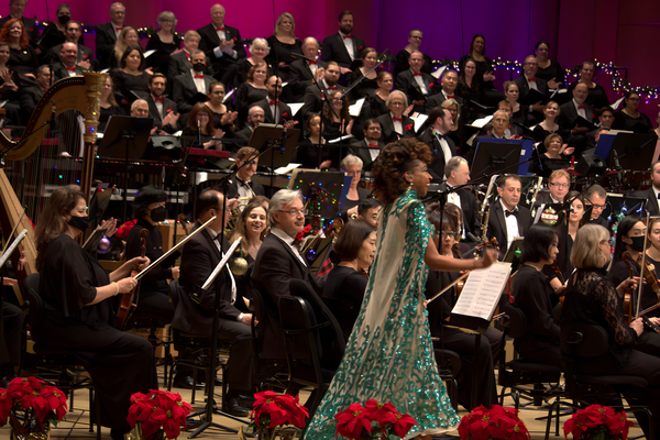 Photos: Broadway & Opera Star N'Kenge Dazzles With Houston Symphony In A VERY MERRY POPS Image