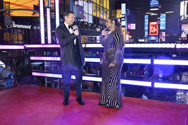 Photos: Ben Platt, Billy Porter & More Celebrate 2023 on NEW YEAR'S ROCKIN' EVE Image