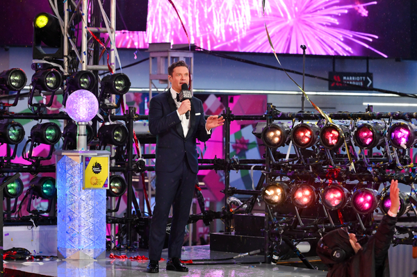Photos: Ben Platt, Billy Porter & More Celebrate 2023 on NEW YEAR'S ROCKIN' EVE Image
