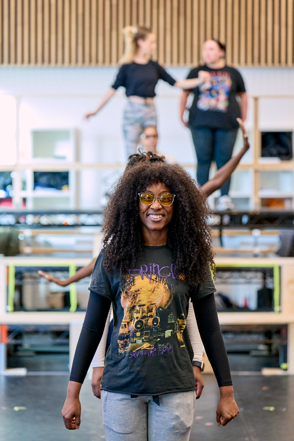Photos: Inside Rehearsal or SYLVIA at The Old Vic Image