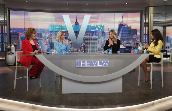 Photos: THE VIEW Co-Hosts Reunite to Honor Barbara Walters Image