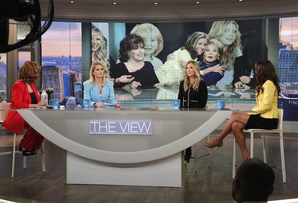 Photos: THE VIEW Co-Hosts Reunite to Honor Barbara Walters Image