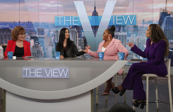 Photos: THE VIEW Co-Hosts Reunite to Honor Barbara Walters Image