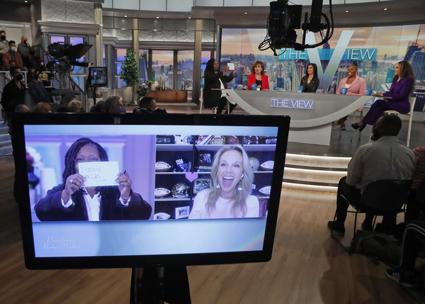 Photos: THE VIEW Co-Hosts Reunite to Honor Barbara Walters Image