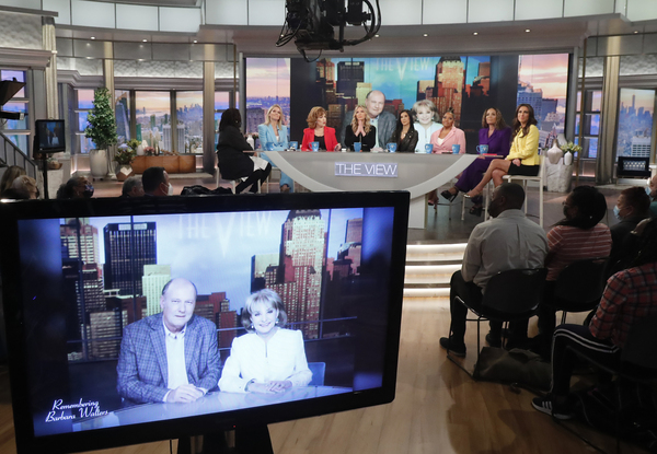 Photos: THE VIEW Co-Hosts Reunite to Honor Barbara Walters Image