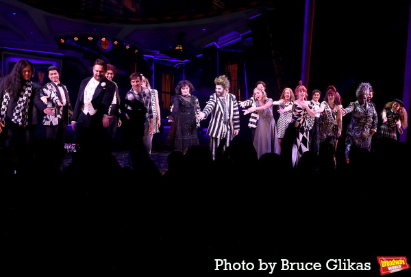Photos: The Cast of BEETLEJUICE Take Their Closing Night Curtain Call Image