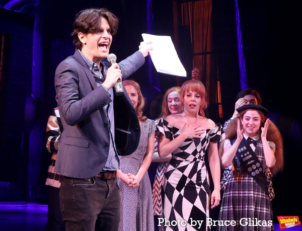 Photos: The Cast of BEETLEJUICE Take Their Closing Night Curtain Call Image