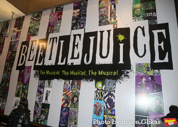 Photos: The Cast of BEETLEJUICE Take Their Closing Night Curtain Call Image
