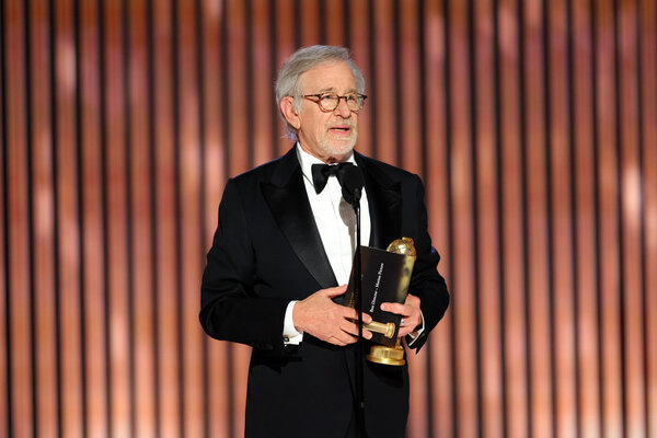 Photos: Inside the 80th Golden Globe Awards Image