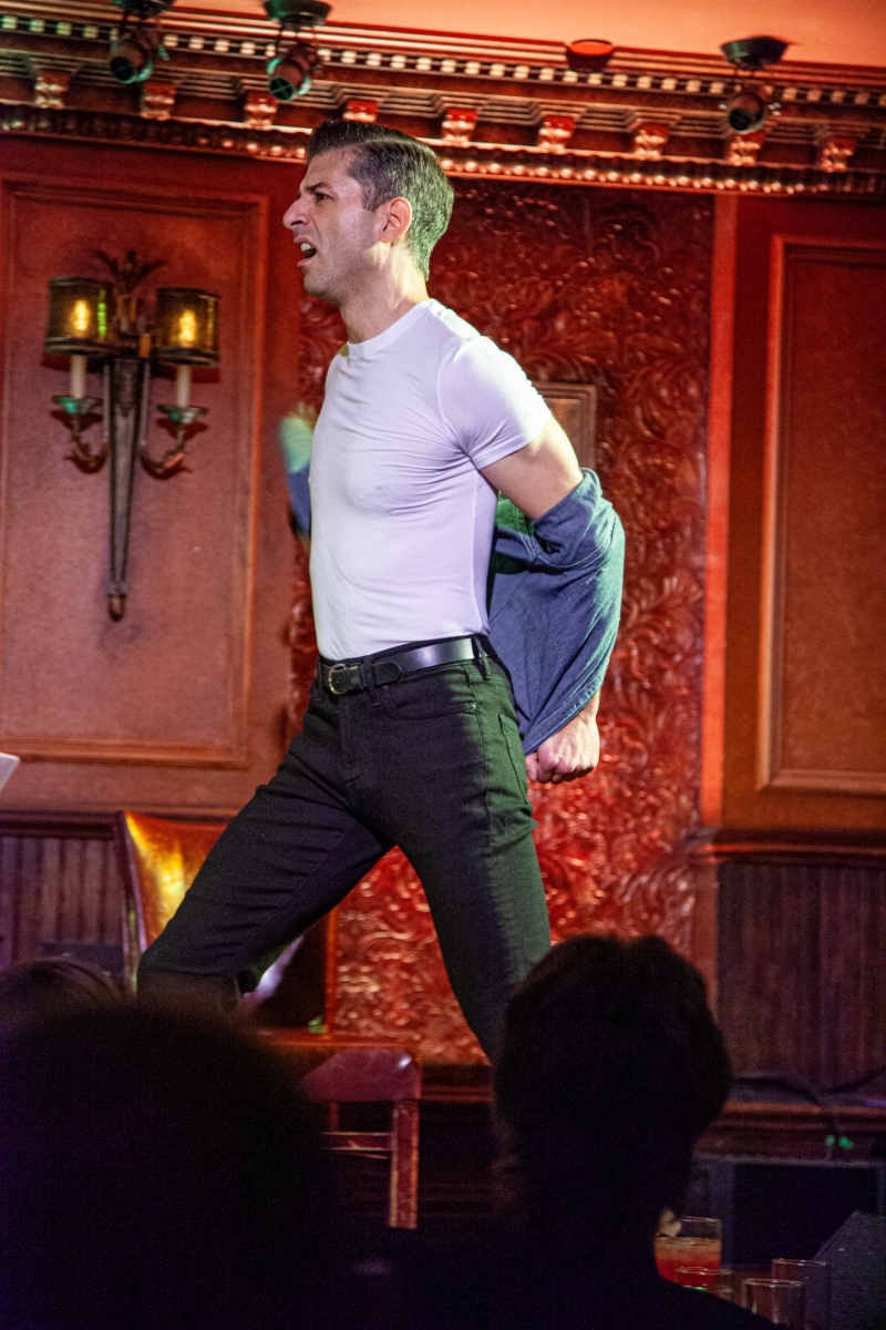 Photos: TONY YAZBECK Is Poetry In Motion At 54 Below  Image