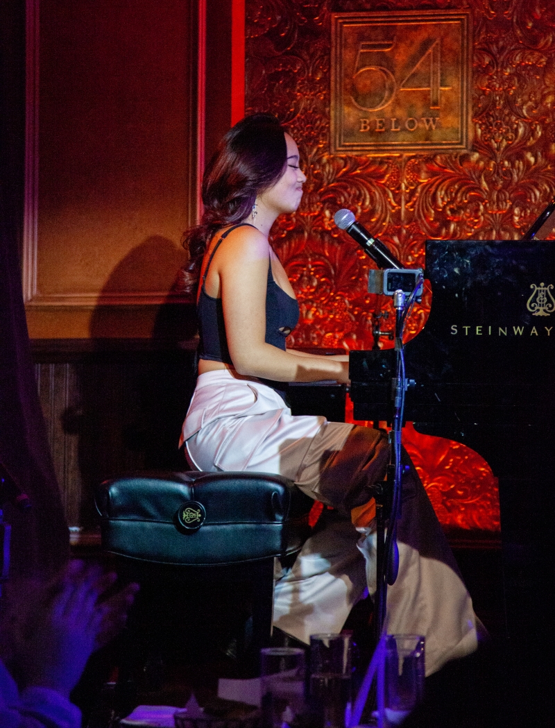 Review: Helen J. Shen Lights Up 54 Below During Debut Show SHEL-SHOCKED  Image