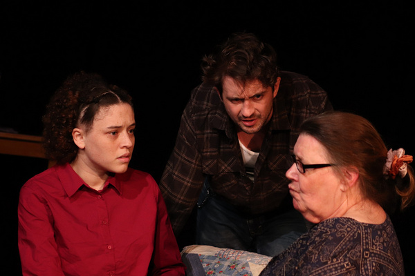Photos: First Look At THE DOG SHOW At The Players Theatre Image