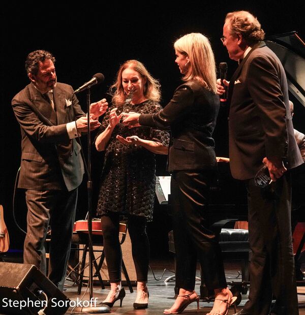 Photos: John Pizzarelli & Jessica Molaskey Receive Legends Radio Artist Award Image
