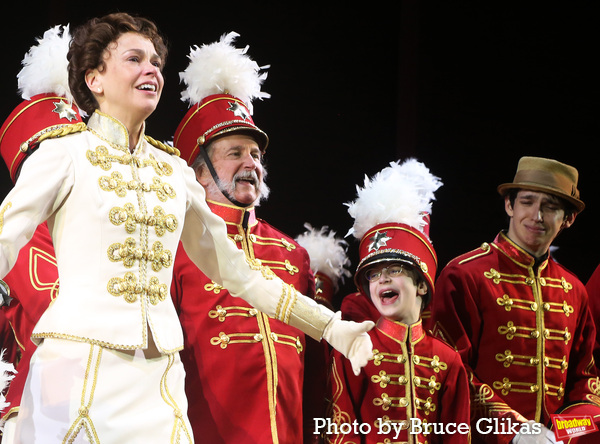 Photos: Inside THE MUSIC MAN's Final Curtain Call with Hugh Jackman, Sutton Foster & Company Image