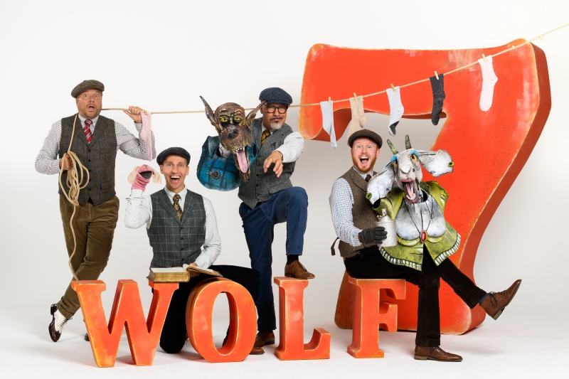 Feature: STANLEY BURLESON SPEELT DE HOOFDROL IN DE WOLF EN DE 7 GEITENWOLLEN SOKJES! 