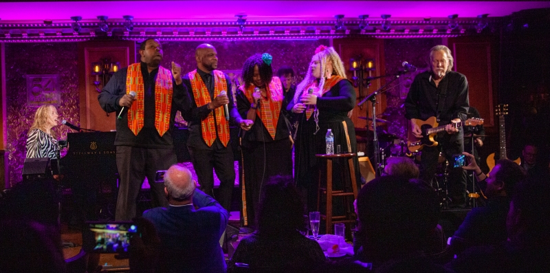 Photos: VONDA SHEPARD Brings Friends Old And New To The Stage At 54 Below 