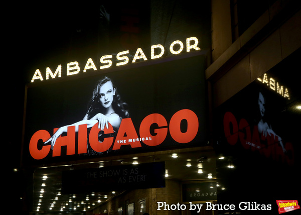 Photos: Jinkx Monsoon & James T. Lane Take Their First Bows in CHICAGO! Image