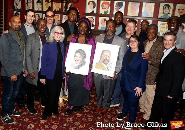 Sharon D Clarke, Wendell Pierce and the cast & producing team of ''Death of a Salesma Photo