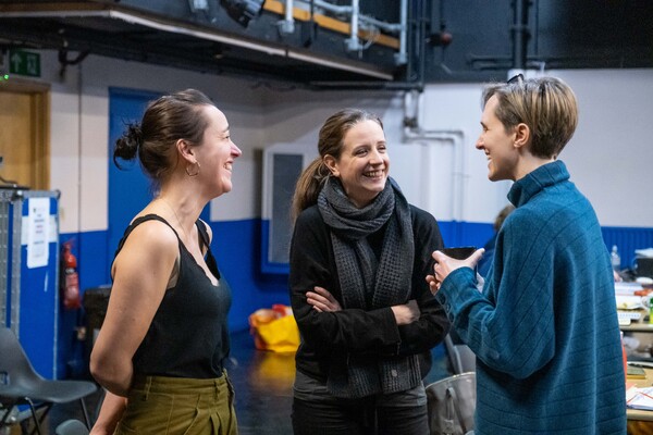 Photos: First Look at the UK Tour of HOME, I'M DARLING Image