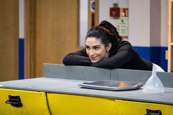 Photos: First Look at the UK Tour of HOME, I'M DARLING Image