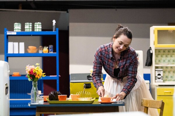 Photos: First Look at the UK Tour of HOME, I'M DARLING Image