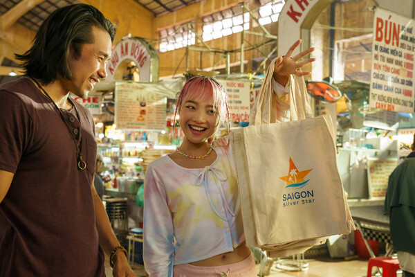 Photos: First Look at A TOURIST'S GUIDE TO LOVE Featuring Andrew Barth Feldman & Morgan Dudley Image