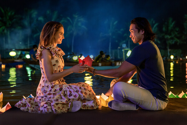 Photos: First Look at A TOURIST'S GUIDE TO LOVE Featuring Andrew Barth Feldman & Morgan Dudley Image
