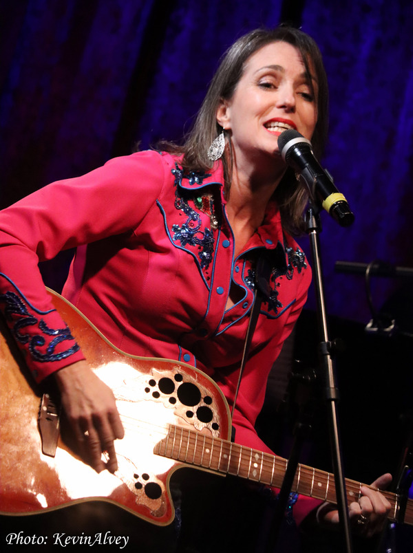 Photos: Susie Mosher's The Lineup Jan 17th Image