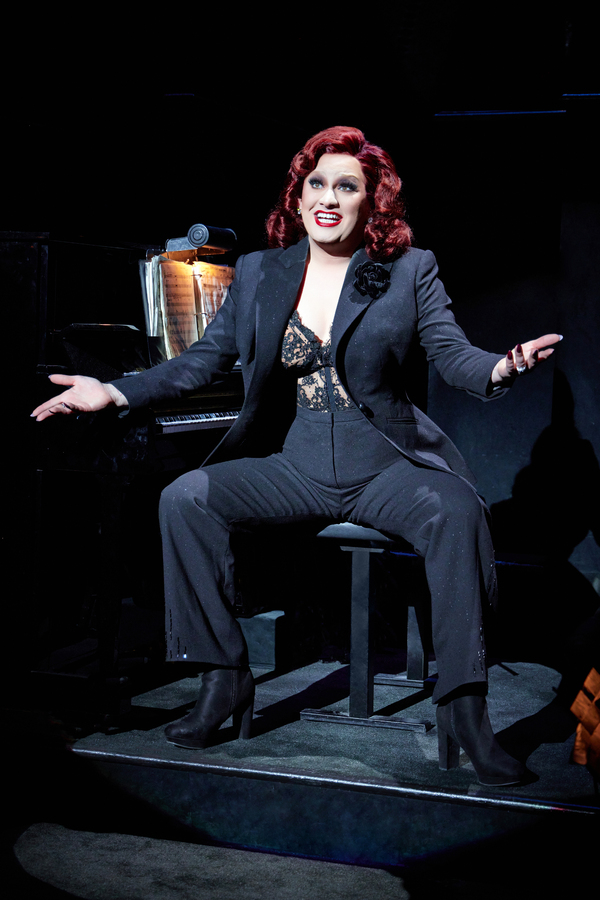 Photos: Get a First Look at Jinkx Monsoon and James T. Lane in CHICAGO Image