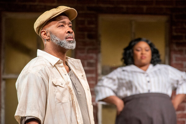 Photos: First Look at FENCES at Omaha Community Playhouse Image