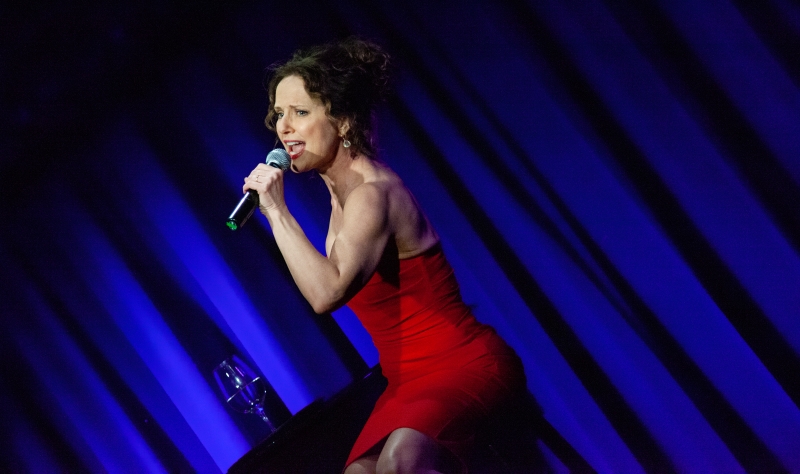Review: Jean Louisa Kelly Masters The Art Of Cabaret With ANYTHING CAN HAPPEN at The Laurie Beechman Theatre 