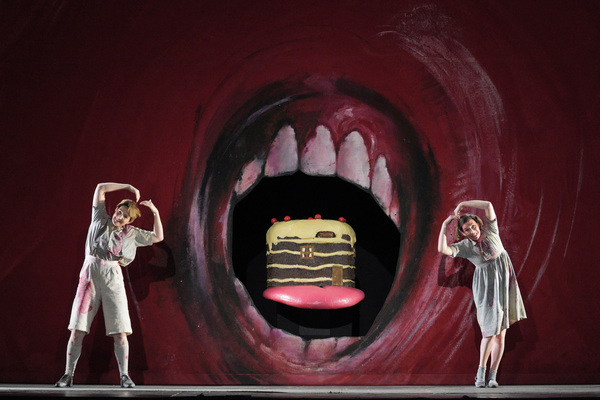 Photos: First Look at HANSEL AND GRETEL at Lyric Opera of Chicago Image
