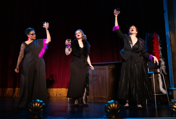 Photos: First Look at BROADS at 1812 Productions Image